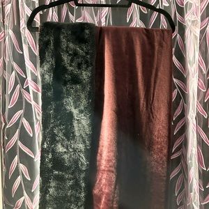 Holiday shawl in wine with faux fur collar; 60 inches